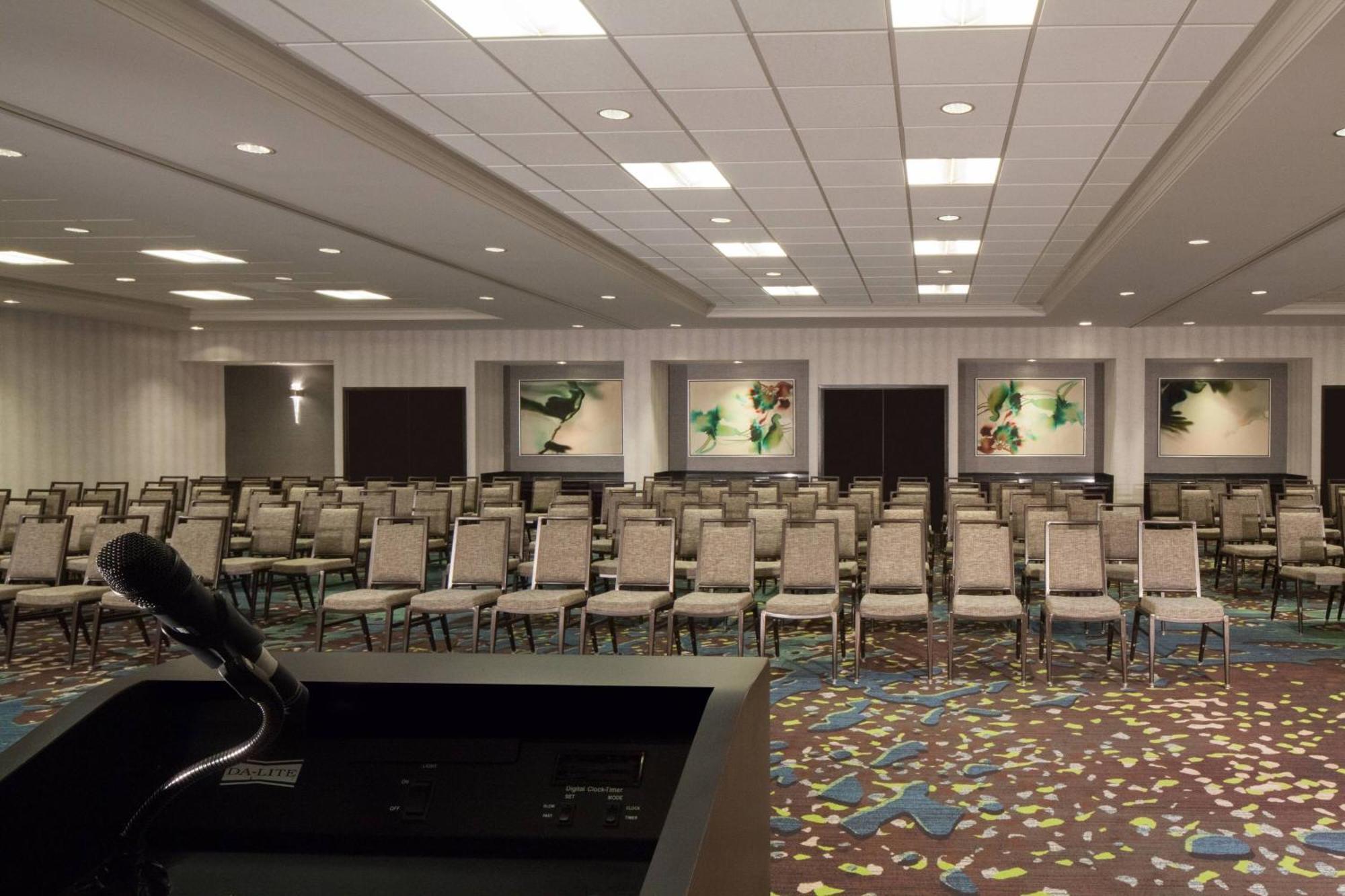 Dallas Marriott Suites Medical/Market Center Екстер'єр фото