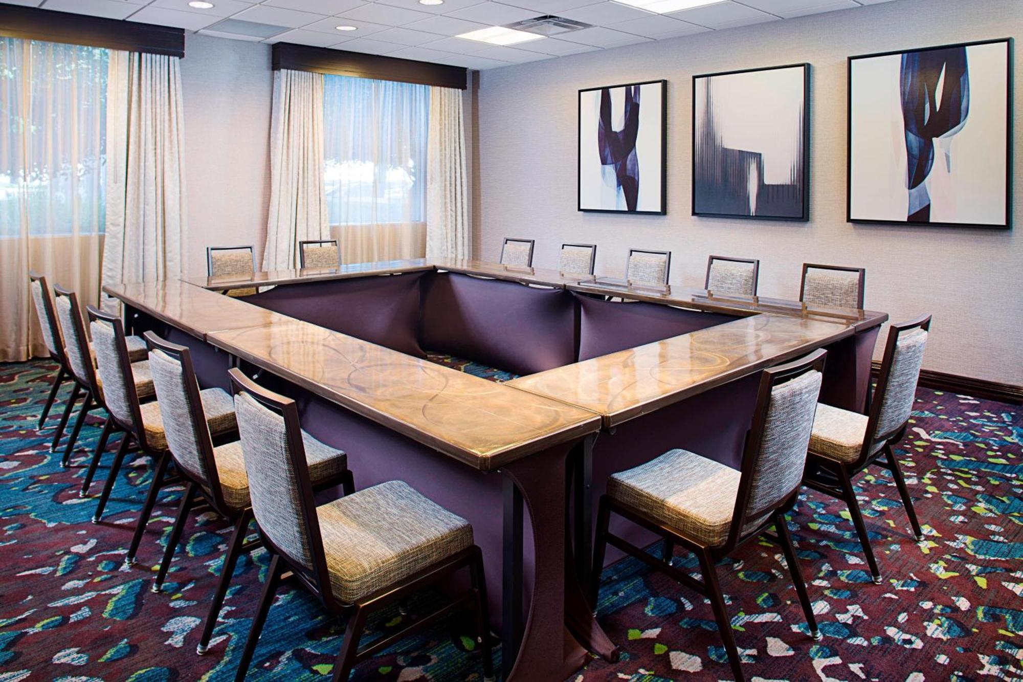 Dallas Marriott Suites Medical/Market Center Екстер'єр фото