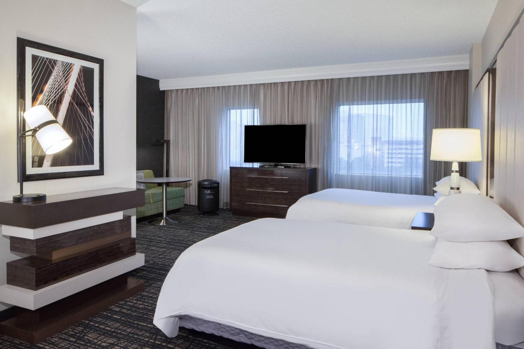 Dallas Marriott Suites Medical/Market Center Екстер'єр фото