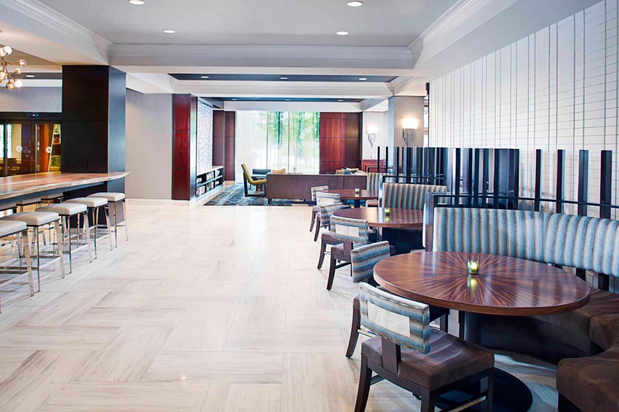 Dallas Marriott Suites Medical/Market Center Екстер'єр фото